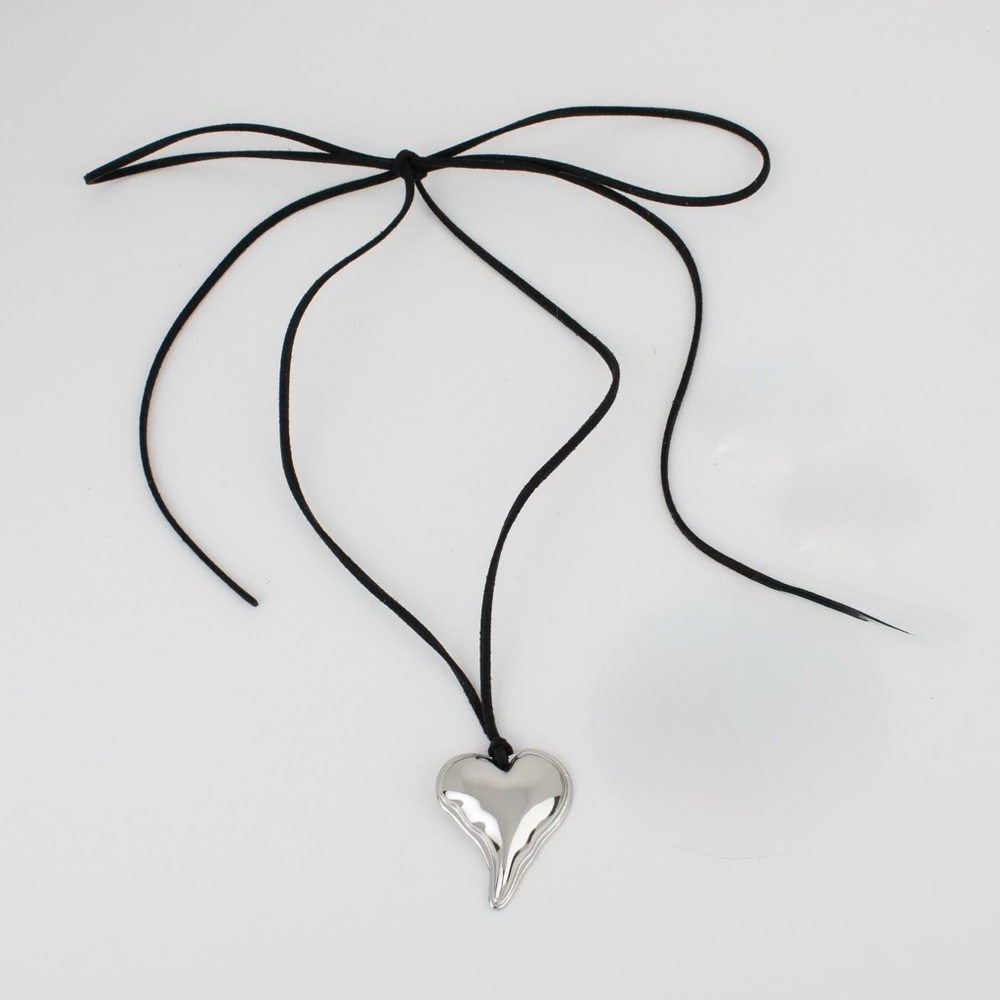 bloom Trendy Fashion jewelry Silver Heart Pendant Necklace on Black Cord chain